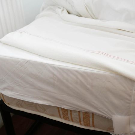 New Luxury Rooms In The Heart Of London Next To Shops, Cafes, Bars & Metro With Shared Bathrooms Exterior photo