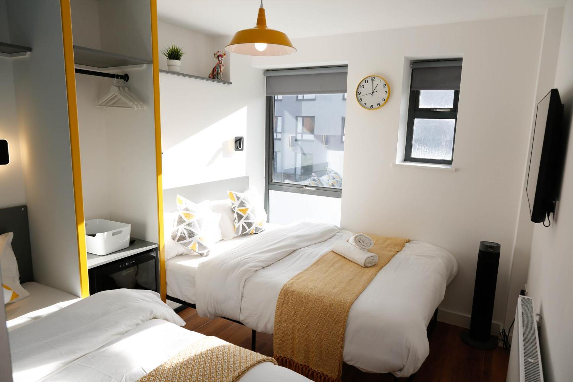 New Luxury Rooms In The Heart Of London Next To Shops, Cafes, Bars & Metro With Shared Bathrooms Exterior photo