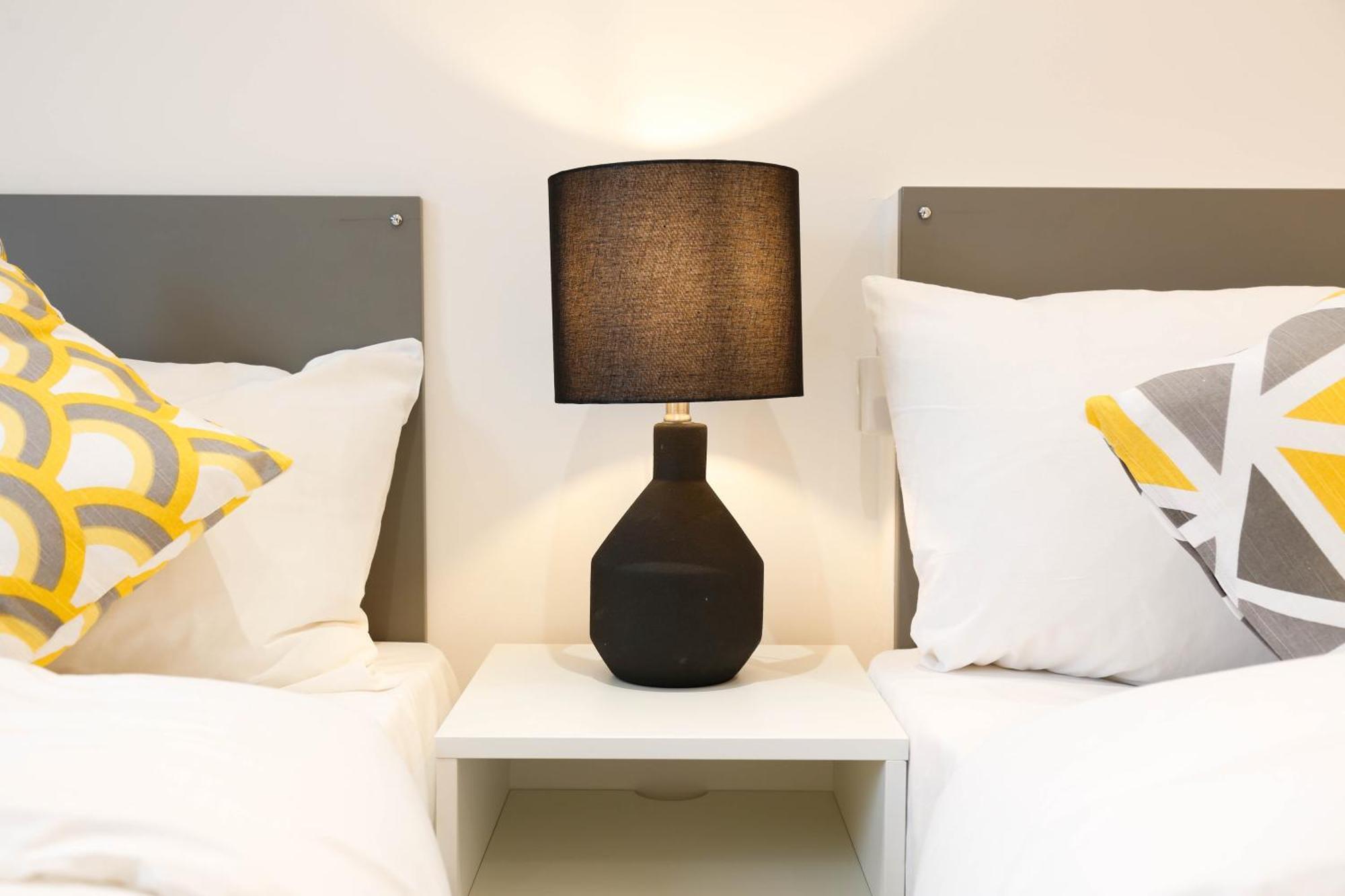 New Luxury Rooms In The Heart Of London Next To Shops, Cafes, Bars & Metro With Shared Bathrooms Exterior photo